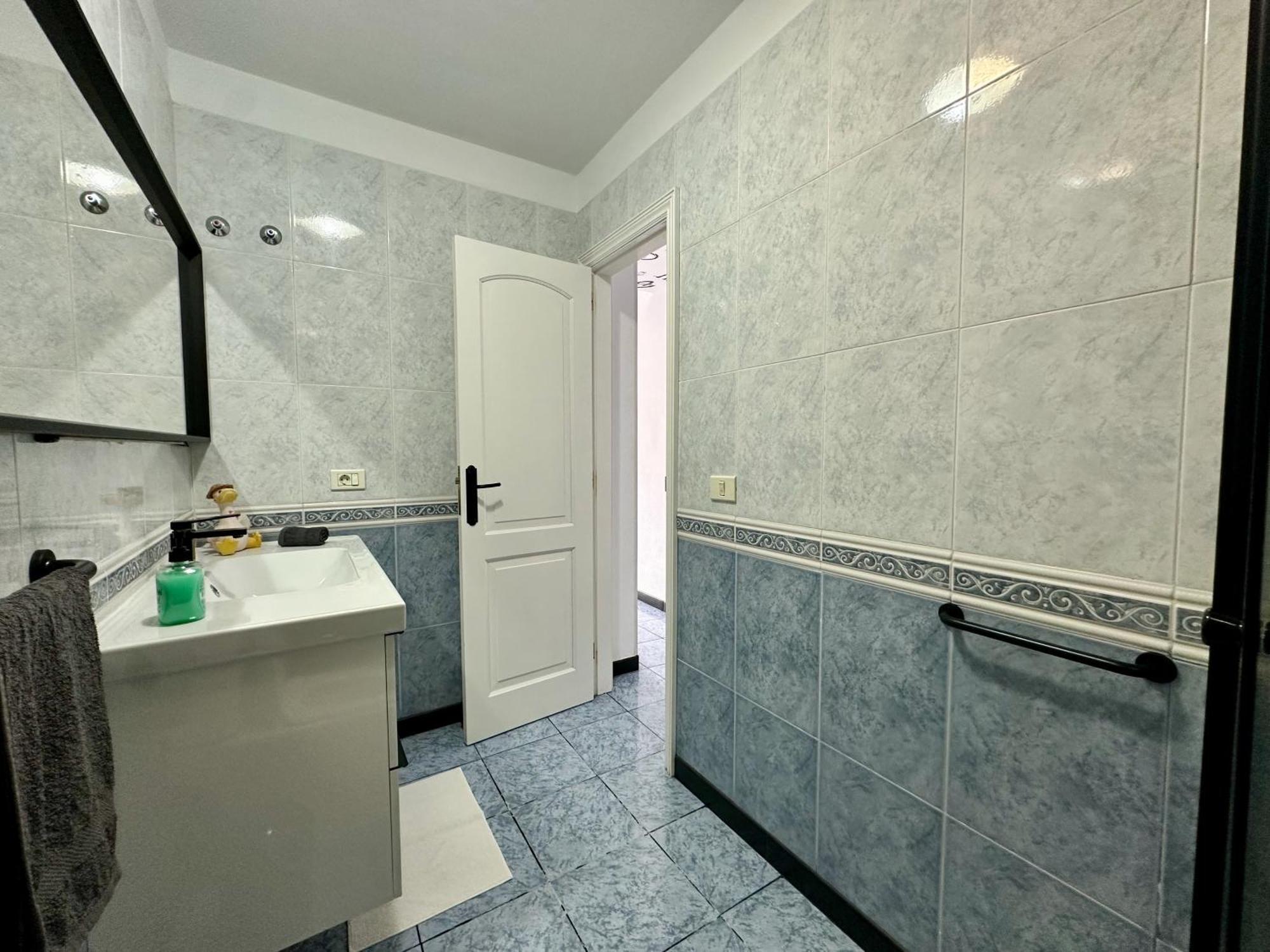 Pambnb - Chic Beachside Apartment Playa San Juan エクステリア 写真