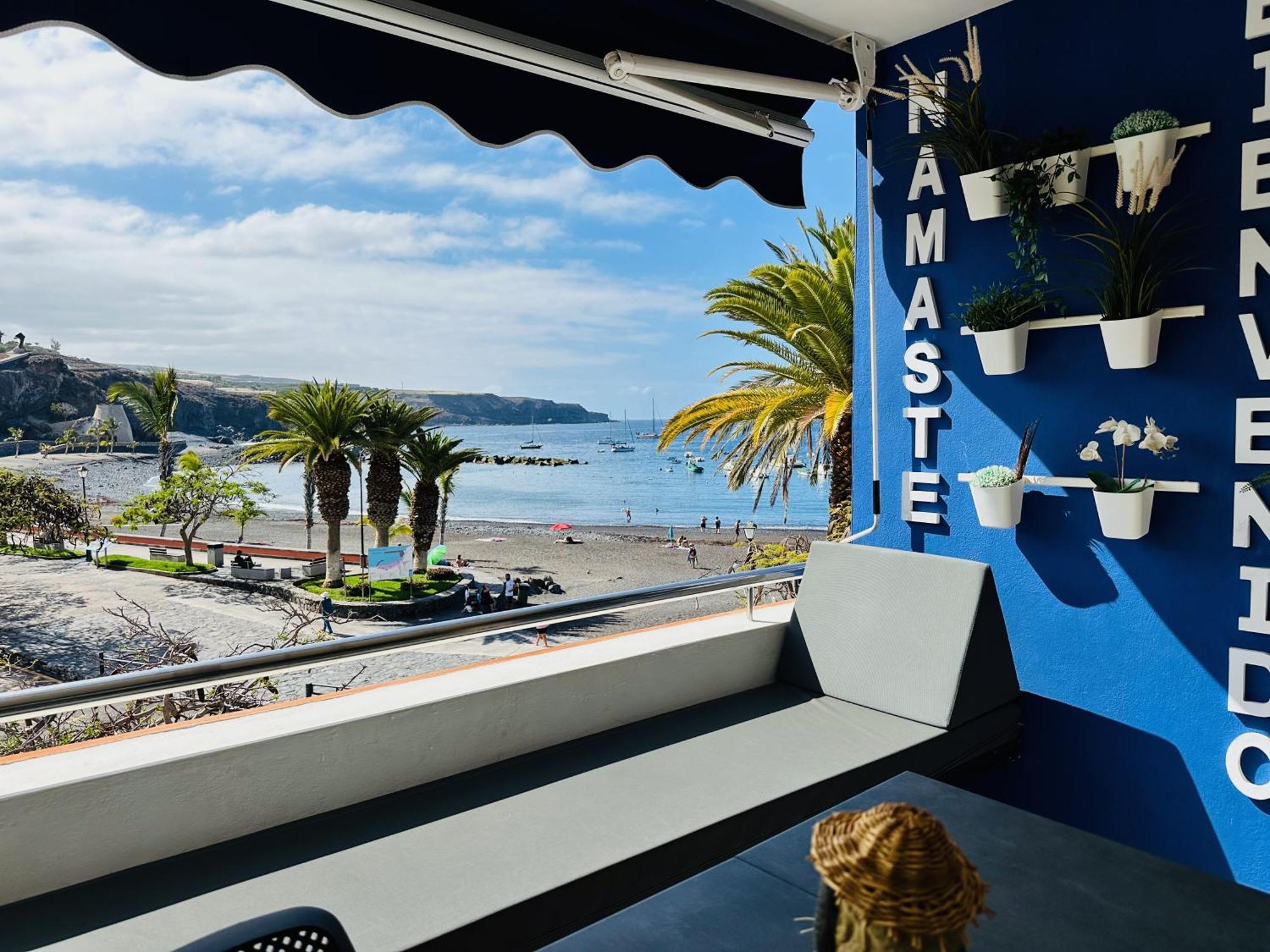 Pambnb - Chic Beachside Apartment Playa San Juan エクステリア 写真