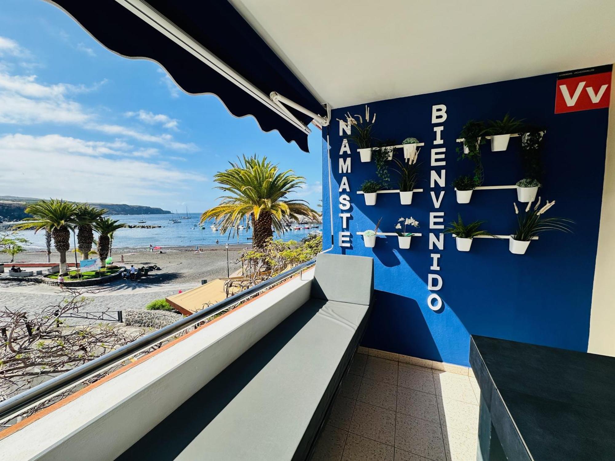 Pambnb - Chic Beachside Apartment Playa San Juan エクステリア 写真