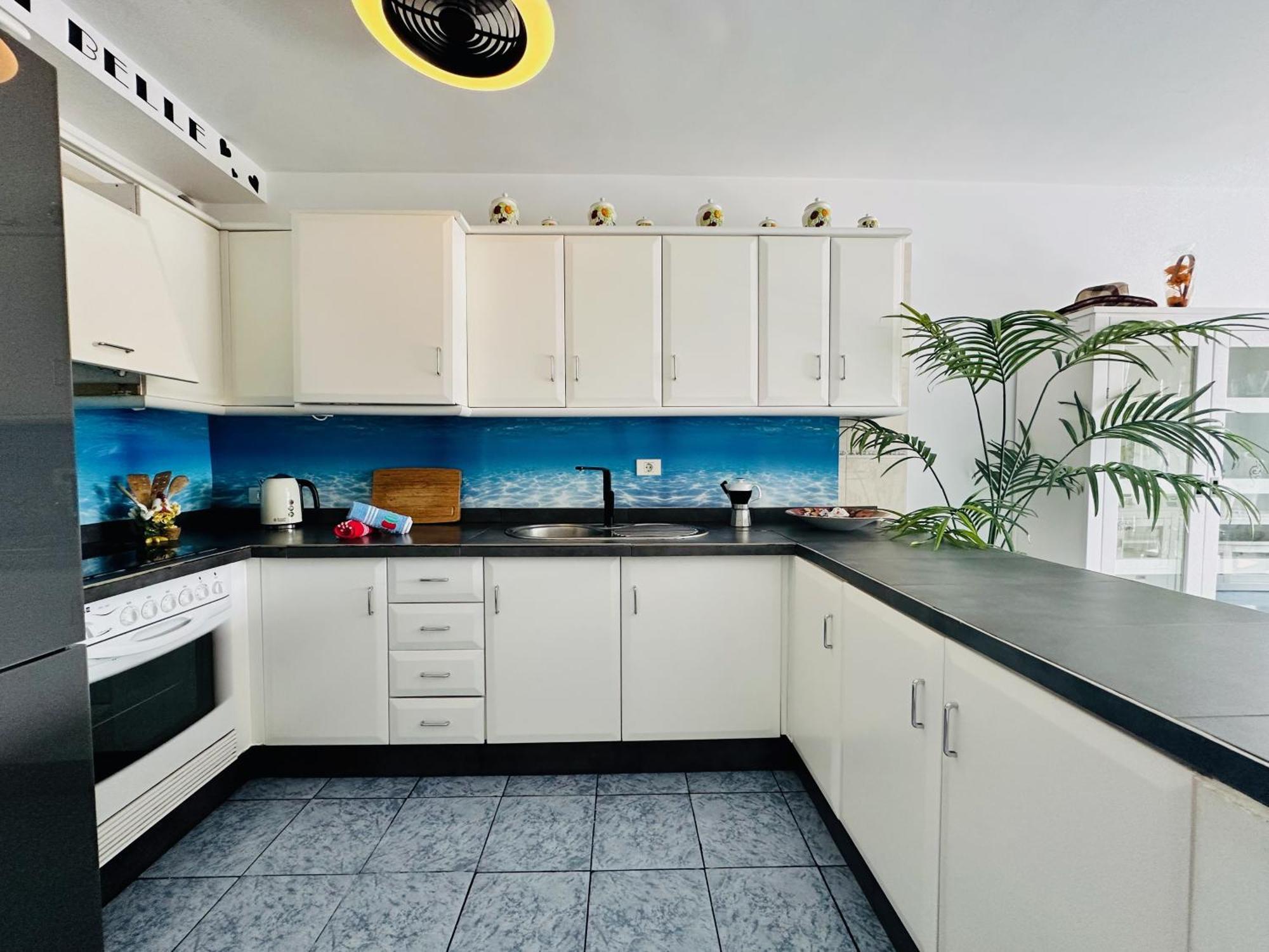 Pambnb - Chic Beachside Apartment Playa San Juan エクステリア 写真