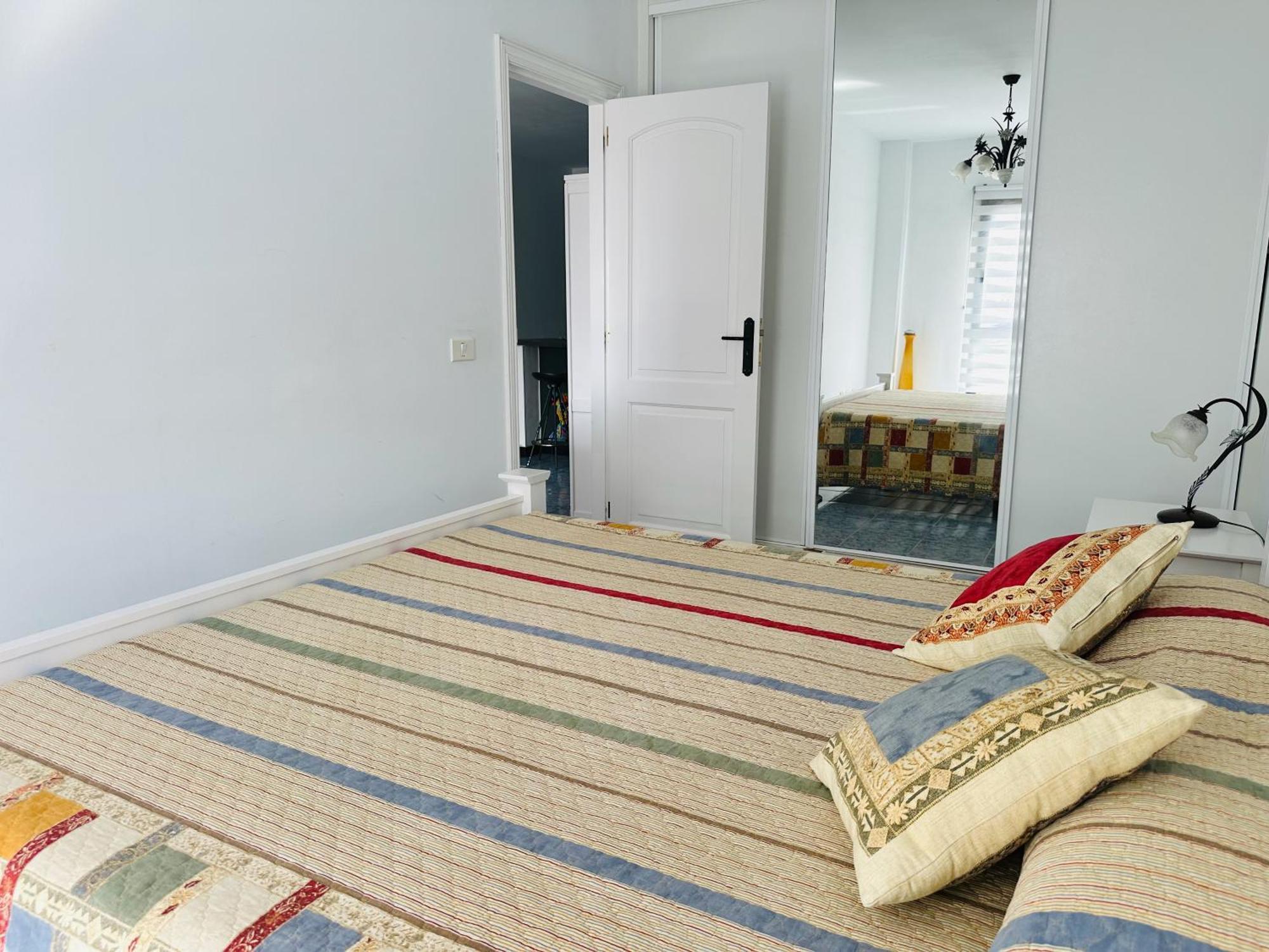 Pambnb - Chic Beachside Apartment Playa San Juan エクステリア 写真